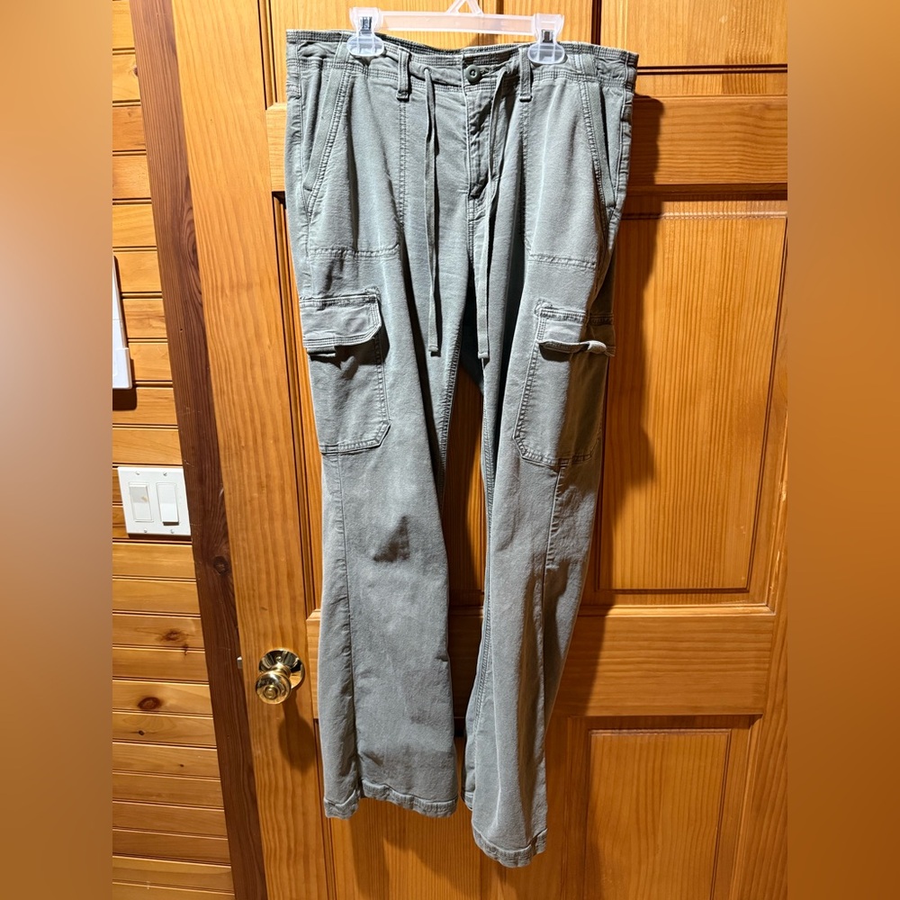 American Eagle Outfitters Cargo Pants